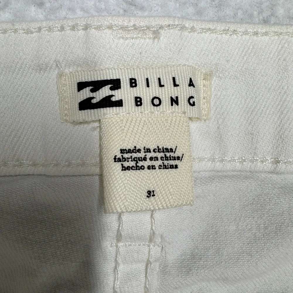 Y2K Billabong Distressed Booty Denim Shorts Button Fly Raw Hem Women's Size 31